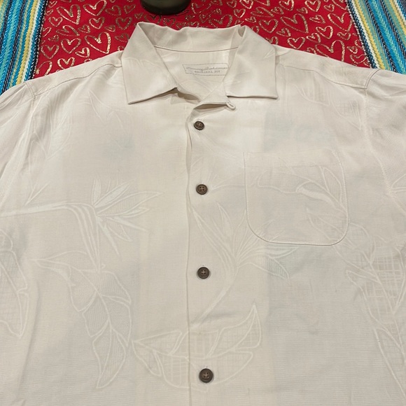 Tommy Bahama Vintage “ Aloha Hawaii “ Gorgeous Camp Shirt mint Condition - Picture 2 of 11